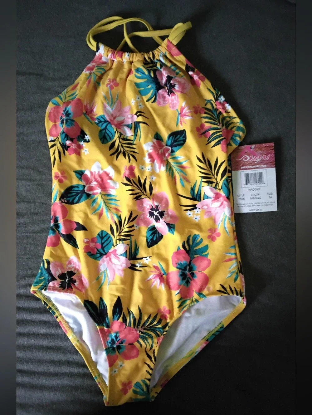Kanu Surf bright tropical